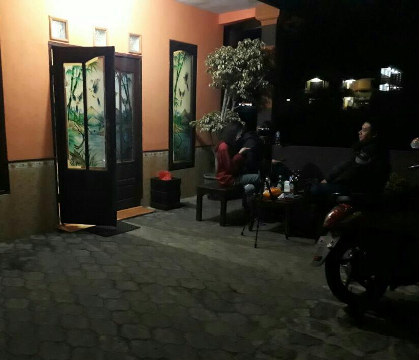 Bromo Otix Guest House ภายนอก รูปภาพ