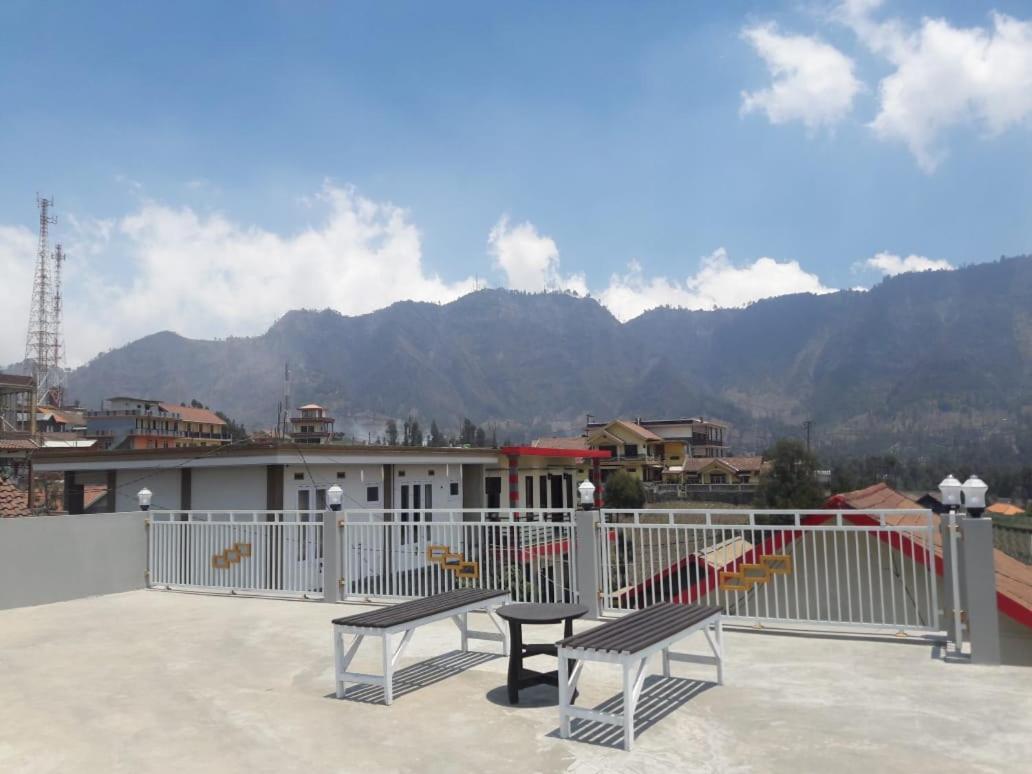 Bromo Otix Guest House ภายนอก รูปภาพ